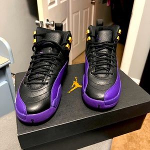 Brand new Jordan’s retro 12 for sale size 5.5